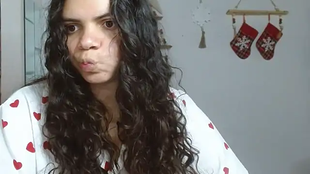 Snapshot of Nikkykora15 chatting on 11.23.25 Nikkykora15 online show from 11.23.25