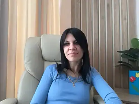 Snapshot of InjaAtHome chatting on 04.15.26 InjaAtHome online show from 04.15.26
