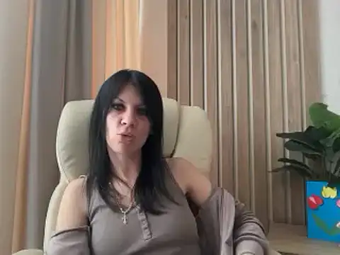 Snapshot of InjaAtHome chatting on 04.20.26 InjaAtHome online show from 04.20.26