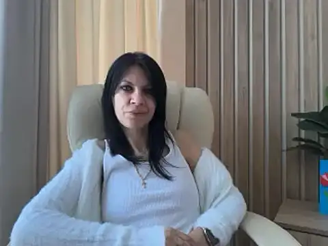Snapshot of InjaAtHome chatting on 04.22.26 InjaAtHome online show from 04.22.26
