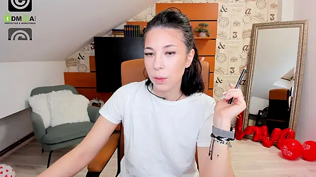 EmillyTaylor online show from 03.14.25