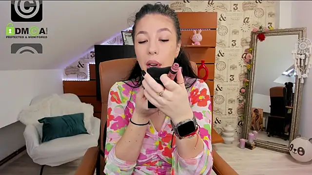 EmillyTaylor online show from 07.23.26