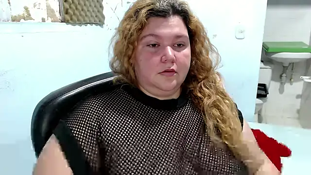 squirt322bbw online show from 05.23.26