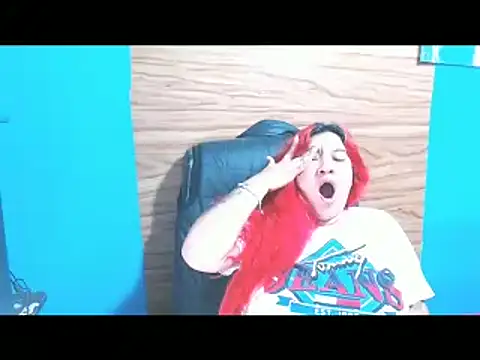 Snapshot of Dulce_domini chatting on 01.21.25 Dulce domini online show from 01.21.25