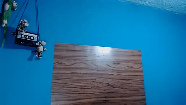 Snapshot of Dulce_domini chatting on 10.18.25 Dulce domini online show from 10.18.25