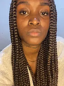 Snapshot of Kaiadebayo chatting on 01.16.25 Kaiadebayo online show from 01.16.25