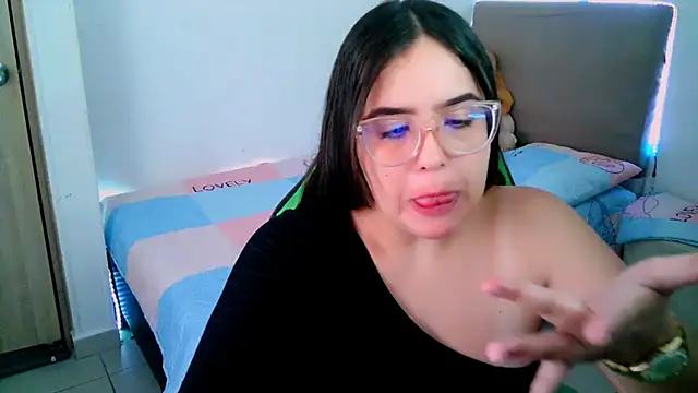  alicia z online show from 02.15.25