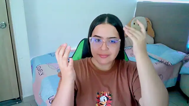  alicia z online show from 02.18.25