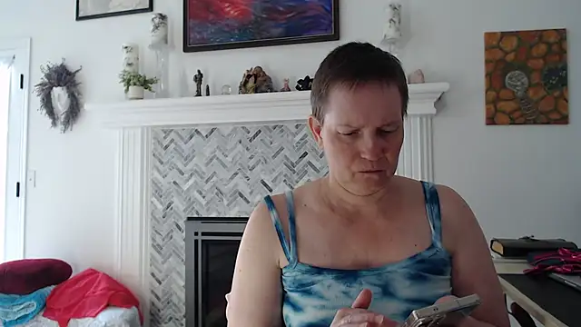 AuroraWillows online show from 04.13.26