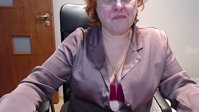 JoannaAndNeighbour online show from 03.10.25