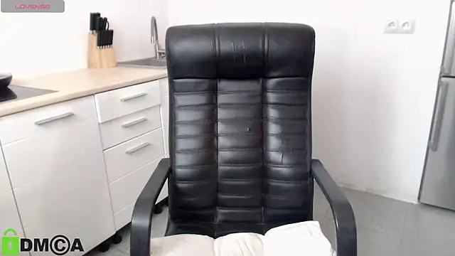 DollySun online show from 04.23.26