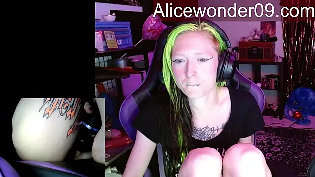 alicewonder09 online show from 03.20.26