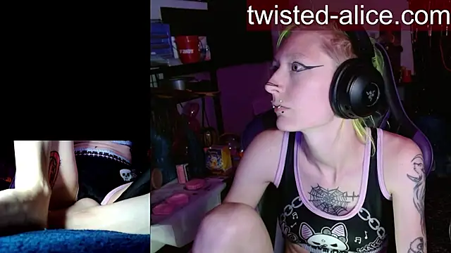 alicewonder09 online show from 05.29.26
