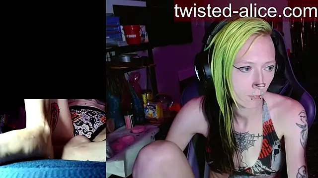 alicewonder09 online show from 06.04.26