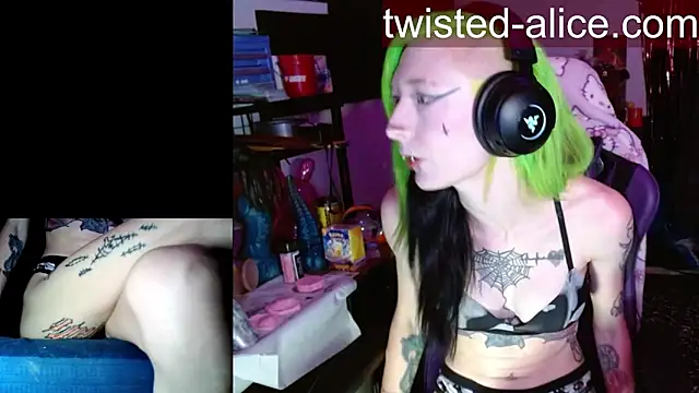alicewonder09 online show from 06.06.26