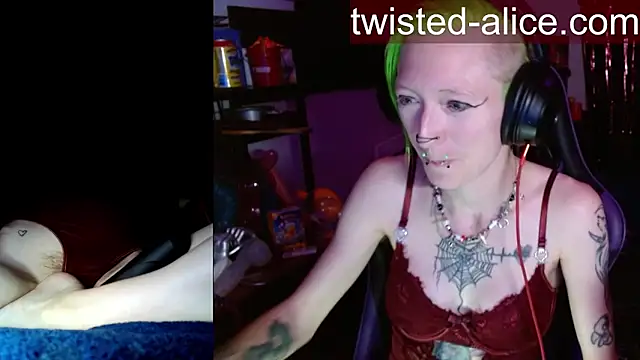 alicewonder09 online show from 06.18.26