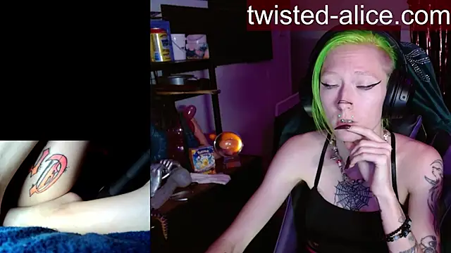 alicewonder09 online show from 06.19.26