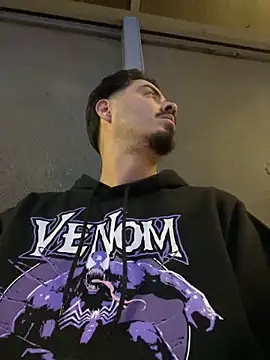 Snapshot of Bbyboyivan chatting on 12.29.24 Bbyboyivan online show from 12.29.24