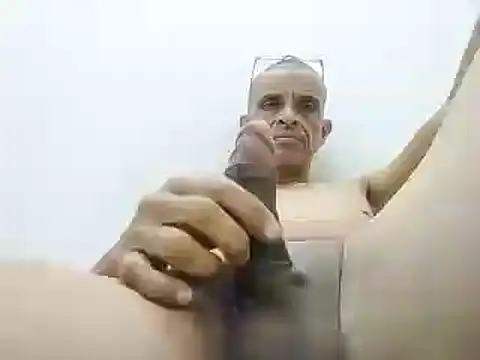 Snapshot of jrfm14 chatting on 02.05.25 jrfm14 online show from 02.05.25