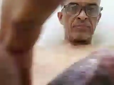 Snapshot of jrfm14 chatting on 02.22.25 jrfm14 online show from 02.22.25