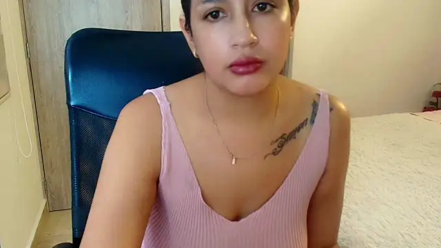 sara2520 online show from 05.15.26