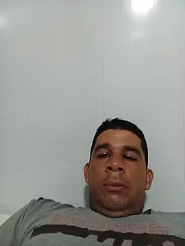 Snapshot of El-reyleon chatting on 06.07.26 El-reyleon online show from 06.07.26