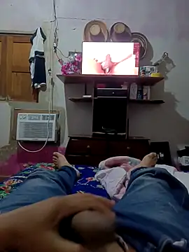 Snapshot of tati8718 chatting on 11.16.25 tati8718 online show from 11.16.25