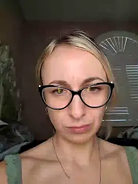 Snapshot of jennaspinkcandyxo chatting on 01.24.25 jennaspinkcandyxo online show from 01.24.25