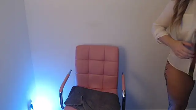 Snapshot of Selina-666 chatting on 01.18.25 Selina-666 online show from 01.18.25