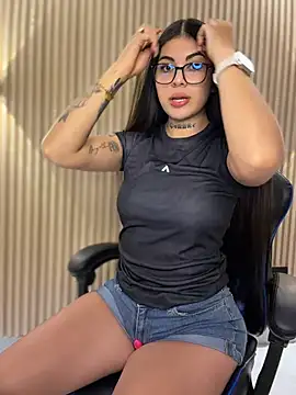 Sarasanders 4 online show from 03.11.26