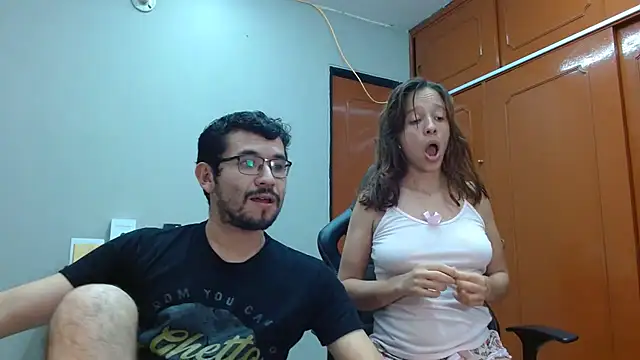 Snapshot of Isaandysex2428 chatting on 02.21.25 Isaandysex2428 online show from 02.21.25