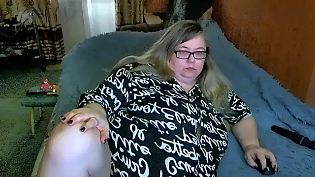 Snapshot of sex2 chatting on 02.26.25 sex2 online show from 02.26.25