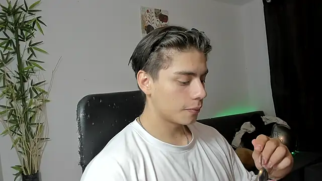 Giordano Russo online show from 02.03.25