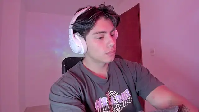 Giordano Russo online show from 09.29.25