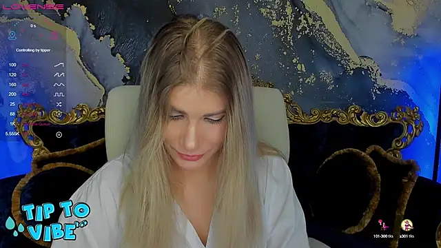 Snapshot of CassandraGood chatting on 12.15.24 CassandraGood online show from 12.15.24