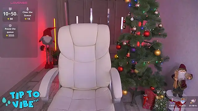 Snapshot of CassandraGood chatting on 12.29.24 CassandraGood online show from 12.29.24