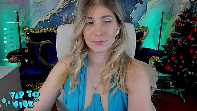 Snapshot of CassandraGood chatting on 01.05.25 CassandraGood online show from 01.05.25