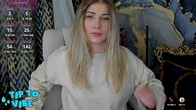 Snapshot of CassandraGood chatting on 01.17.25 CassandraGood online show from 01.17.25