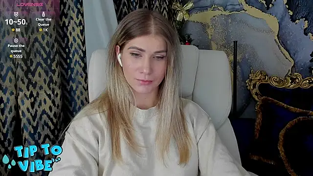 Snapshot of CassandraGood chatting on 01.18.25 CassandraGood online show from 01.18.25