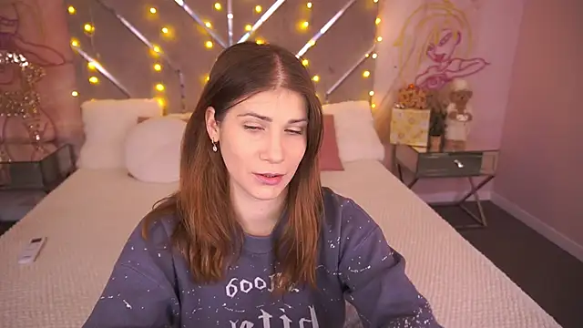 Snapshot of CassandraGood chatting on 01.11.26 CassandraGood online show from 01.11.26