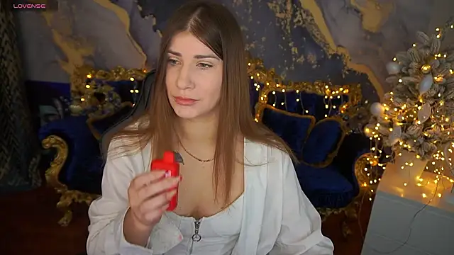 Snapshot of CassandraGood chatting on 02.03.26 CassandraGood online show from 02.03.26