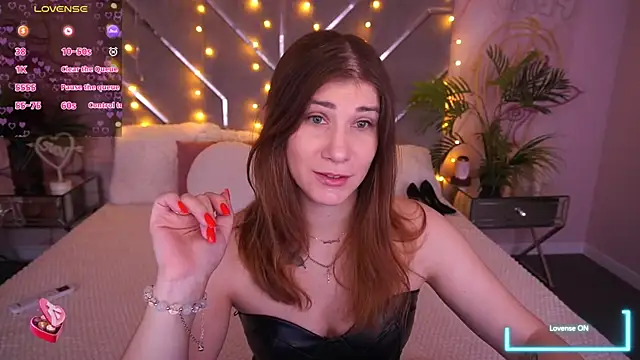 Snapshot of CassandraGood chatting on 02.26.26 CassandraGood online show from 02.26.26