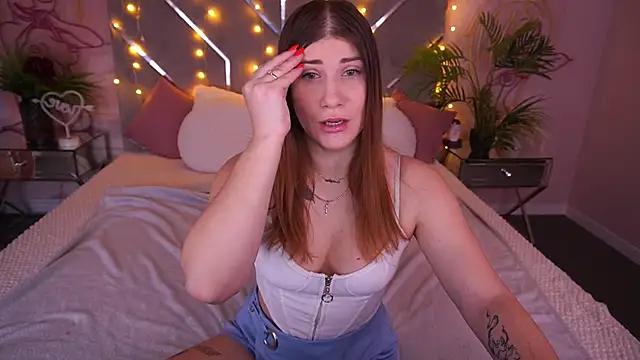 Snapshot of CassandraGood chatting on 03.03.26 CassandraGood online show from 03.03.26