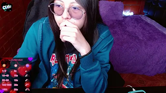 MidoriQuiinn online show from 06.12.26
