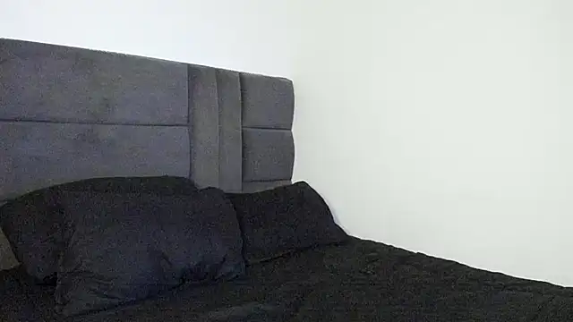 alejandro  2 online show from 12.02.25