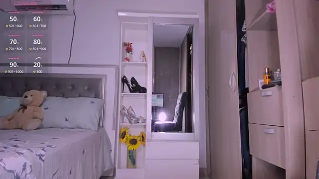 sharonDulce online show from 03.04.25