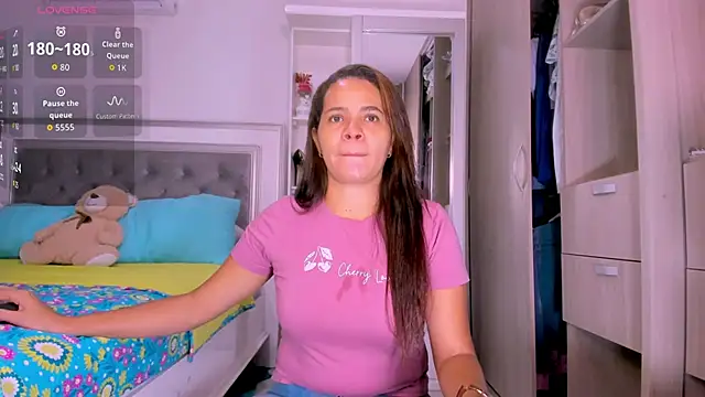 sharonDulce online show from 10.13.25