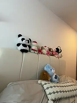 oriana zoeee online show from 02.15.26