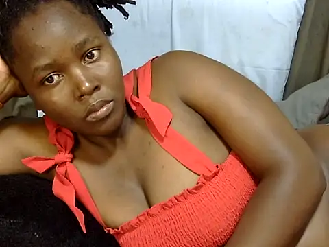 Snapshot of Sweet_ebony20 chatting on 04.30.26 Sweet ebony20 online show from 04.30.26