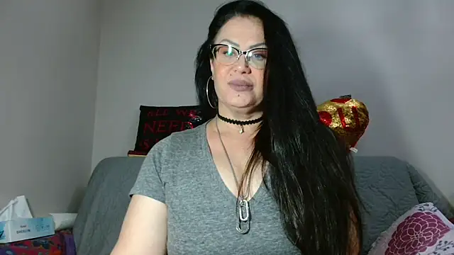 x  KHALEESI  x online show from 09.13.25